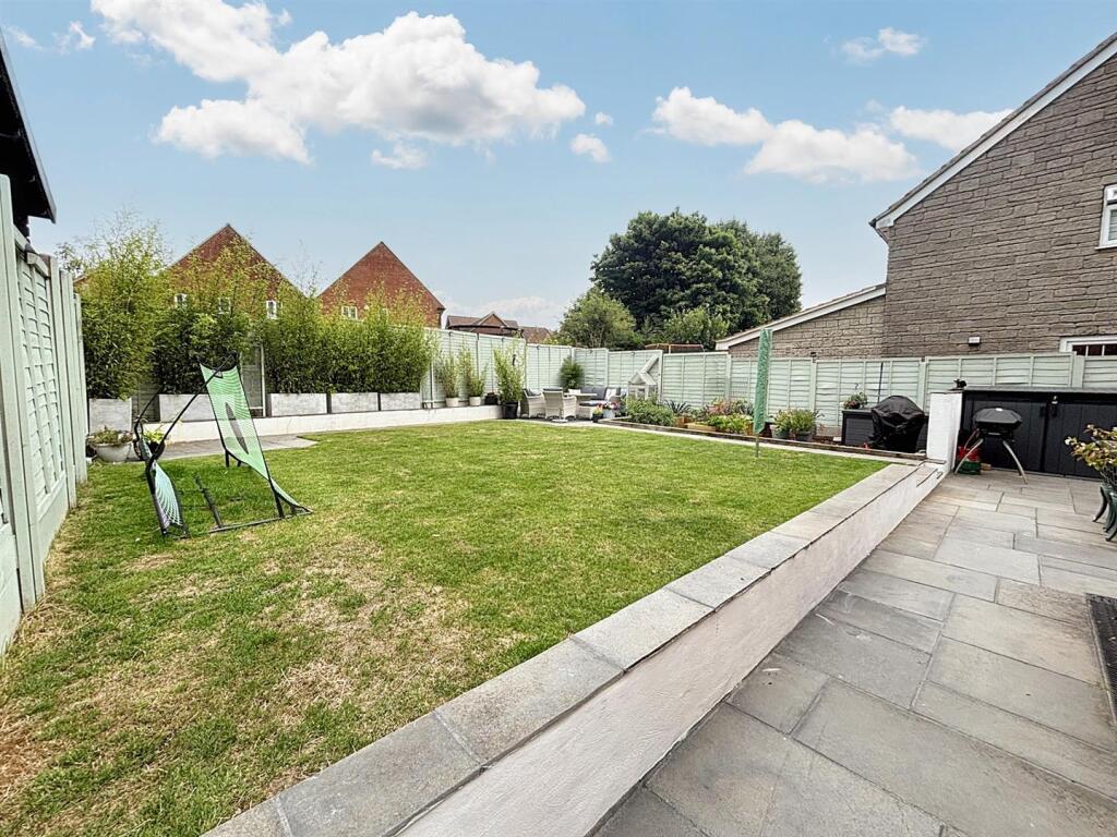 Garden 3.jpg