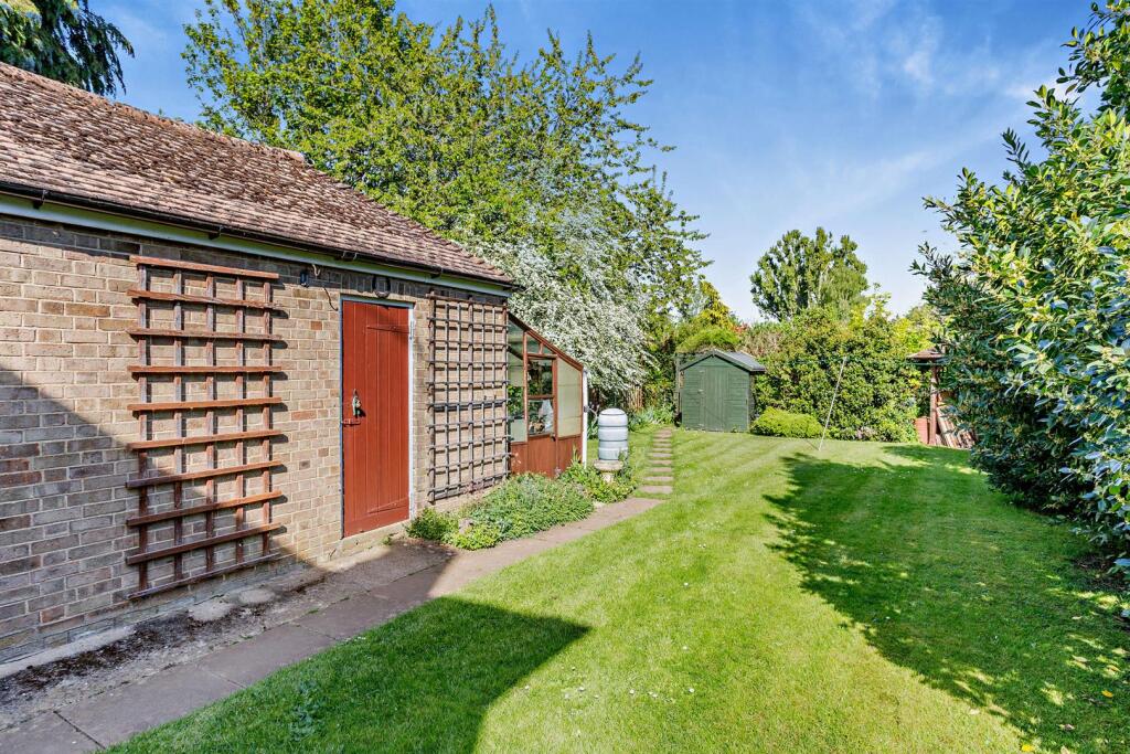 8646187-exterior13-8