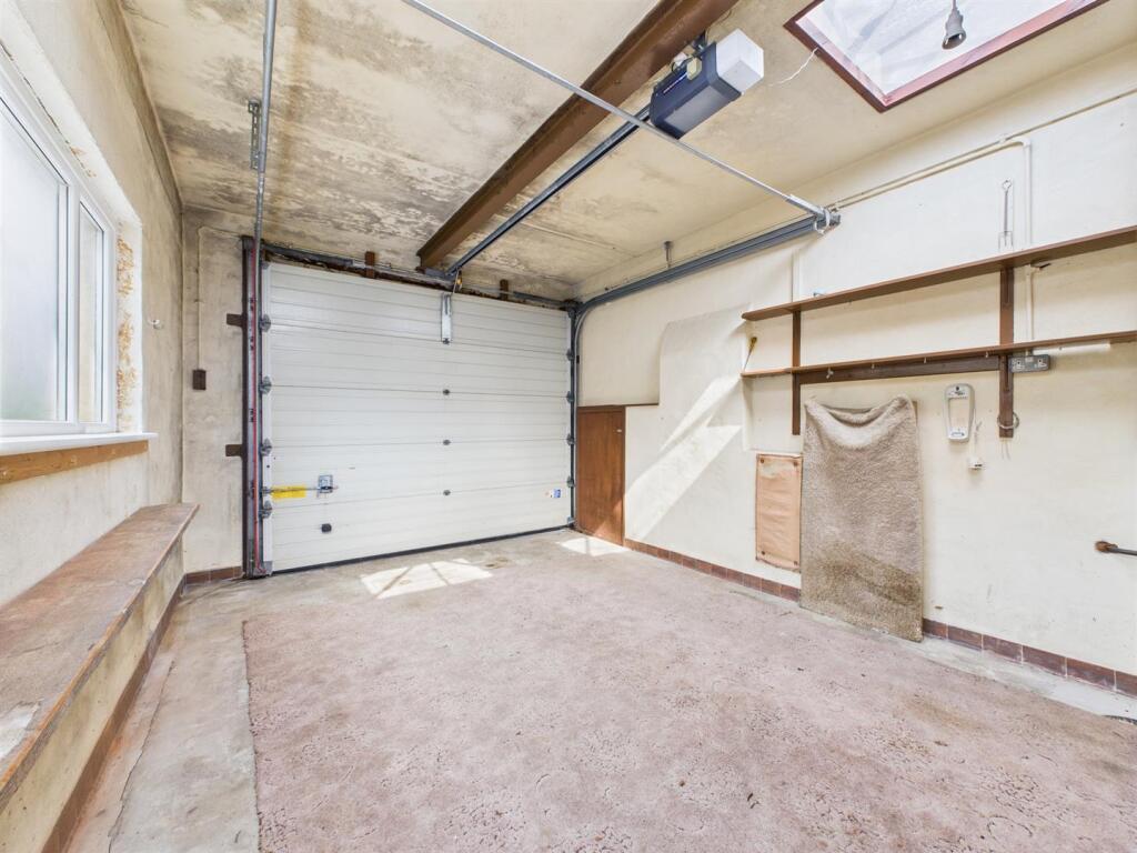 Integral Garage