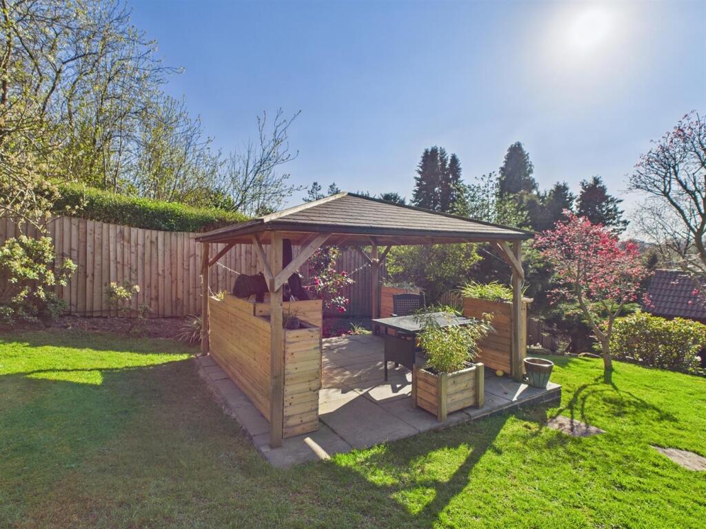 Bespoke Barbeque Area