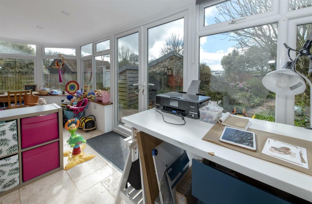 Image10.jpg