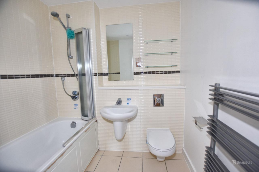 Flat 47, 187 East India Dock Road, Poplar London, E14 0EF