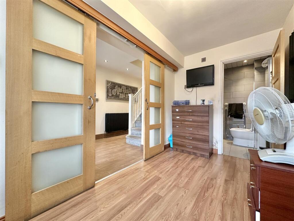 DOWNSTAIRS BEDROOM