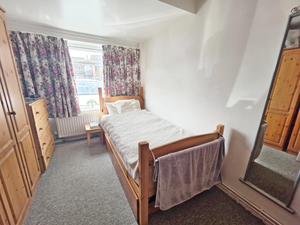 GF Bedroom (3)