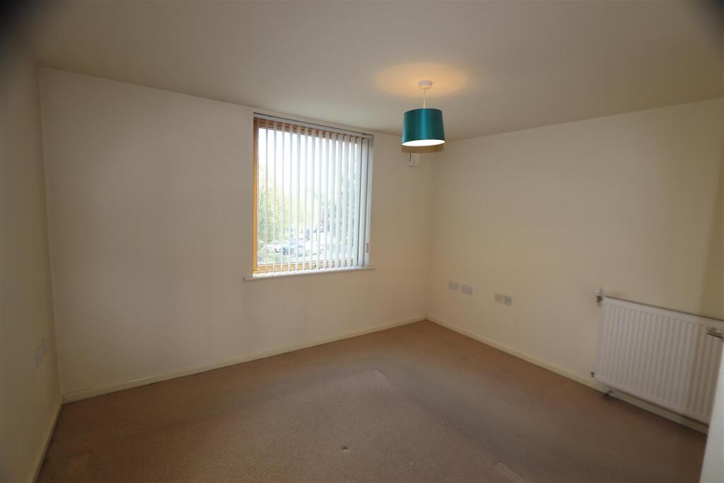 Bedroom.JPG