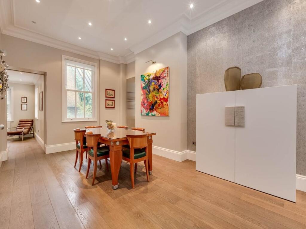 Warwick Gardens 76-1