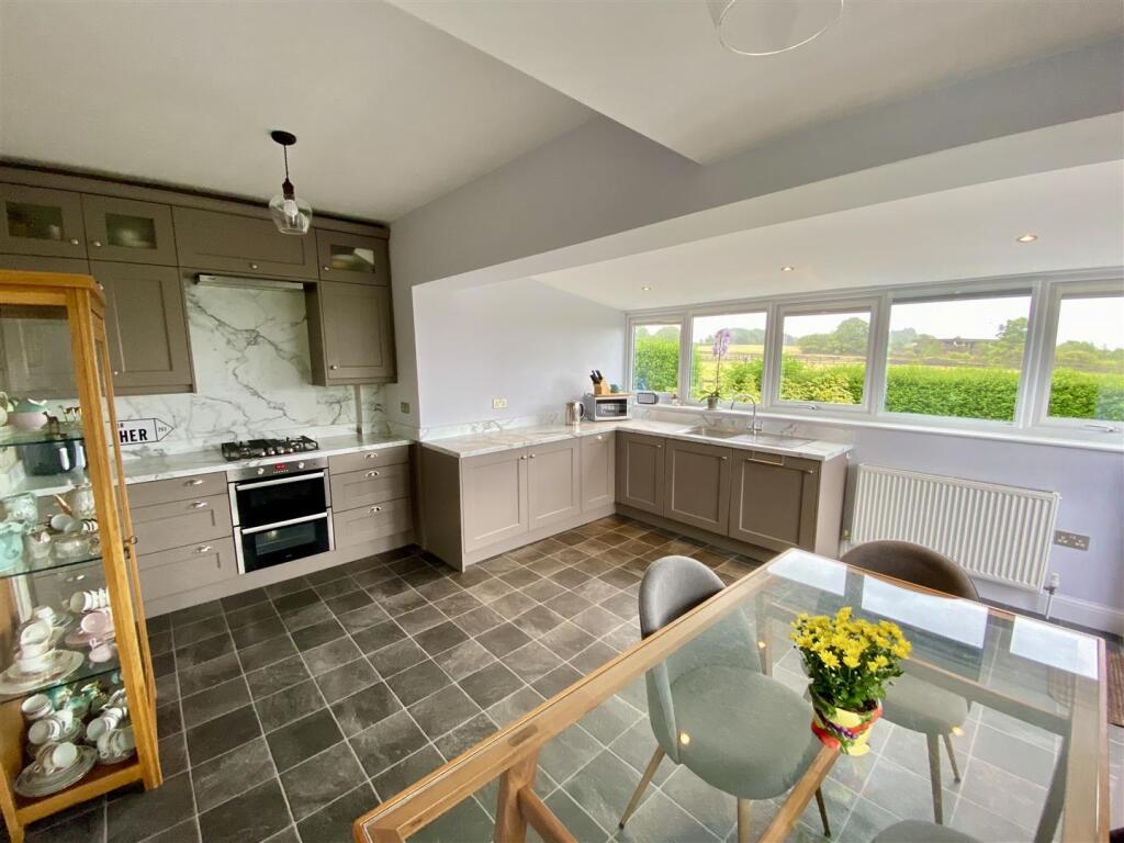 Bramleys Estate Agents - Scopsley Lane - Mirfield 