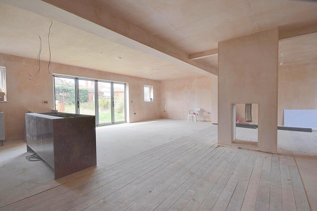 Bathroom (Open Plan Ground Floor)