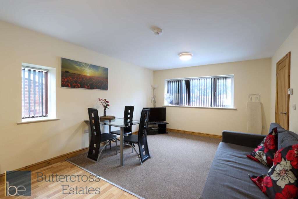 Living Area and Diner