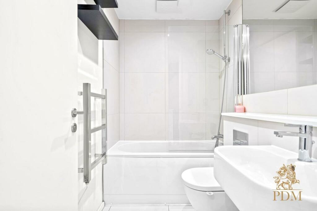 Apt T903 Nottingham One 156 Canal Street Nottingha