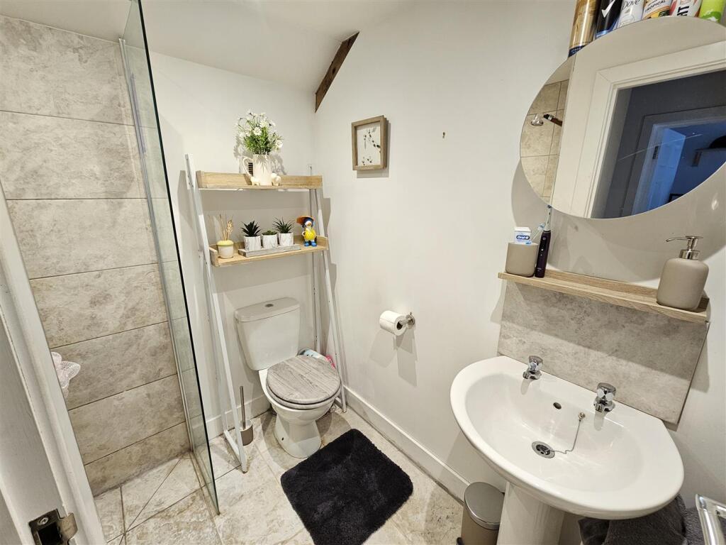 Wet Room.jpg