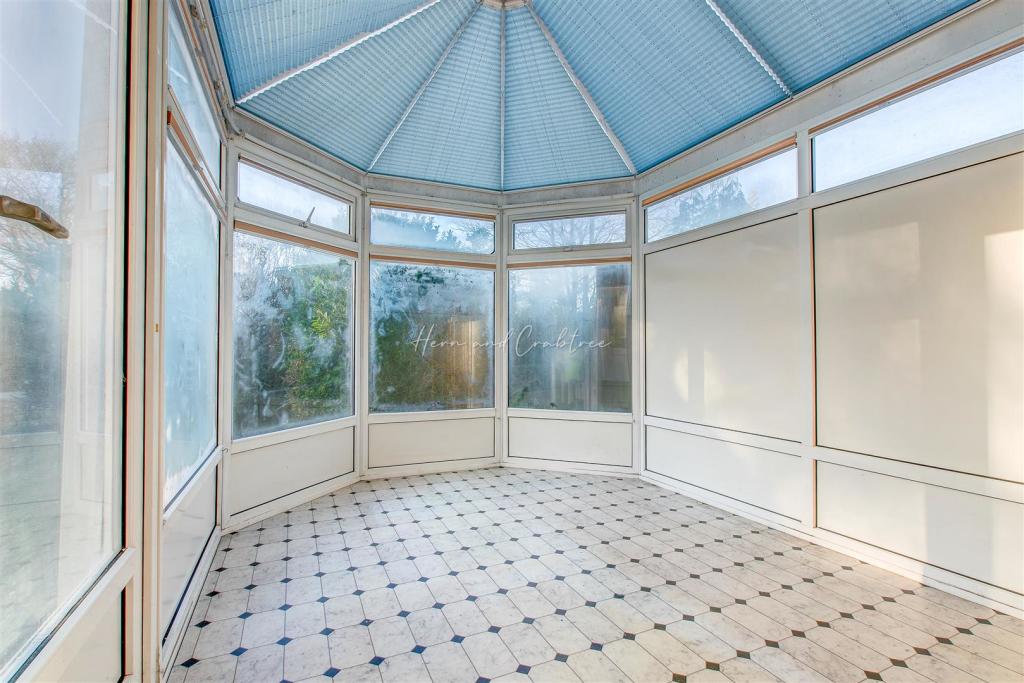 Celyn Avenue, HernCrabtree (10).jpg