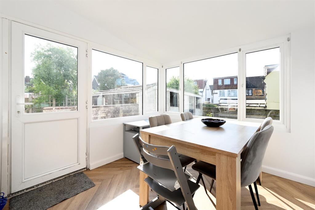 12-heathfield-drive (20).JPG