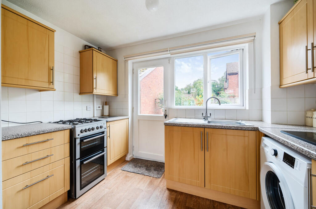 1346034-7-68b1a52...