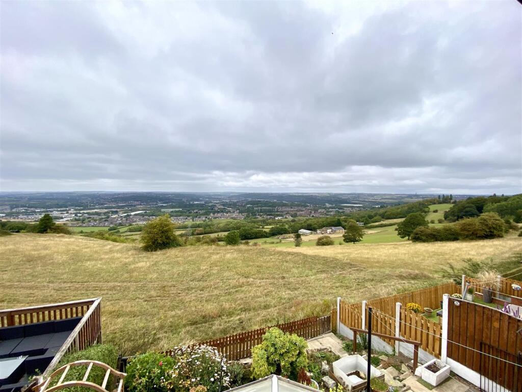 Bramleys Estate Agents - Foxroyd Lane - Dewsbury (