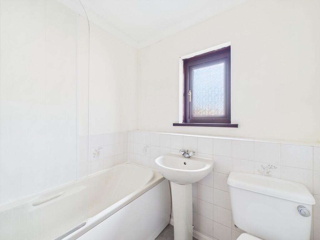 CAM02089G0-PR0423...