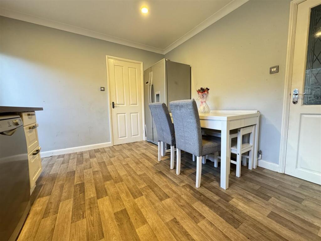 IMG_1662 (Large).JPG