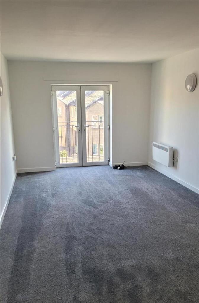 inspan living rm.jpg