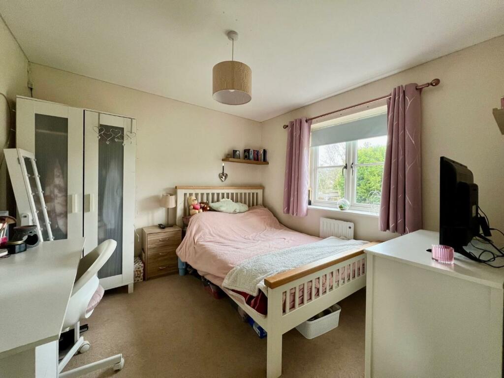 bed3.jpg