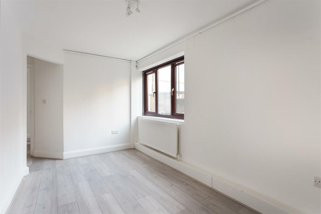 82855_Flat 1, 1 Kimberley Place - (15).jpg