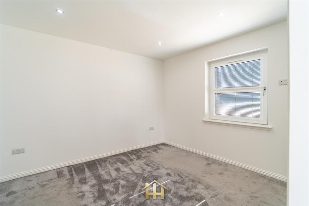 16B FALKLAND CRES DD53SQ 180325 EDIT (48 of 83).jp