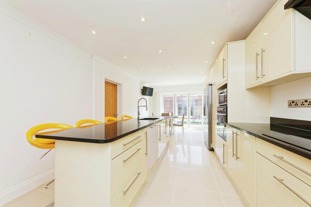 Kitchen/Breakfast
