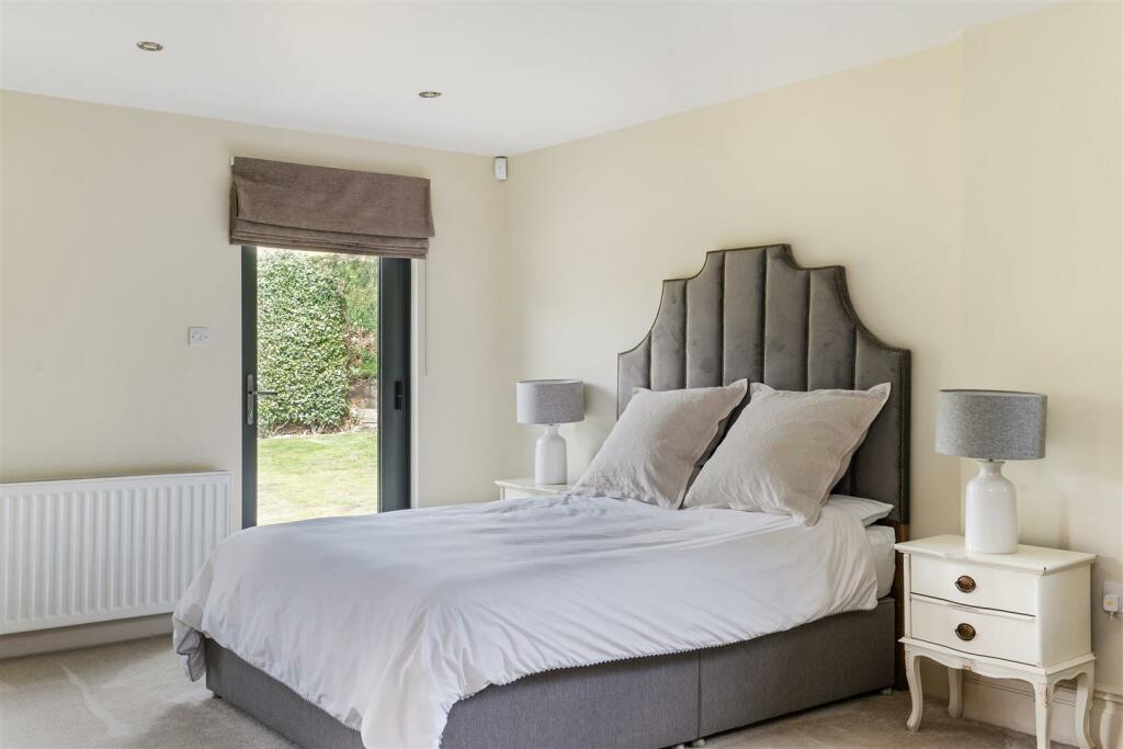 19, Roedean Crescent 320828  (87).jpg