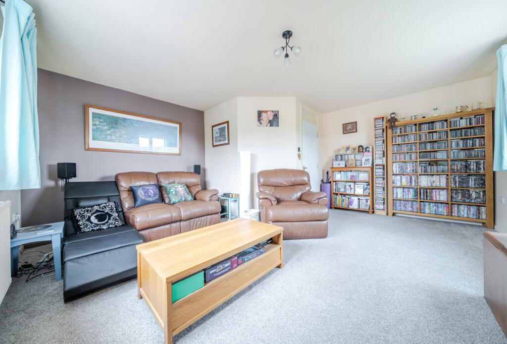 1331644-5-688b7c5...