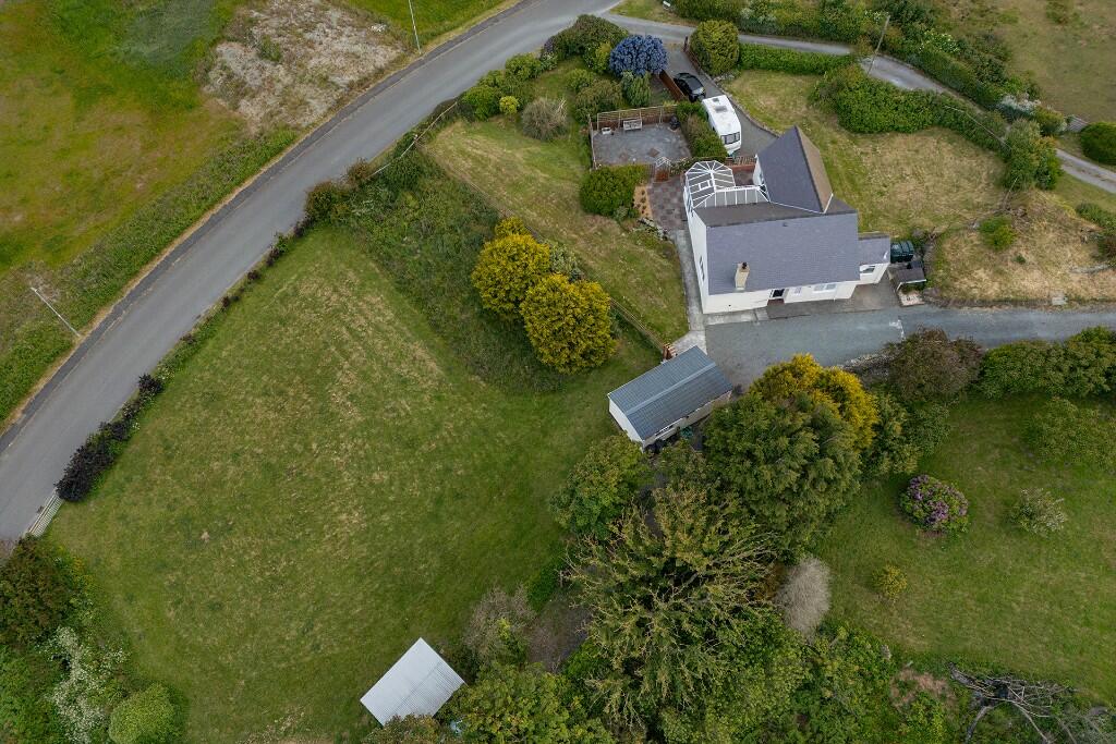 Paddock &amp; bungalow
