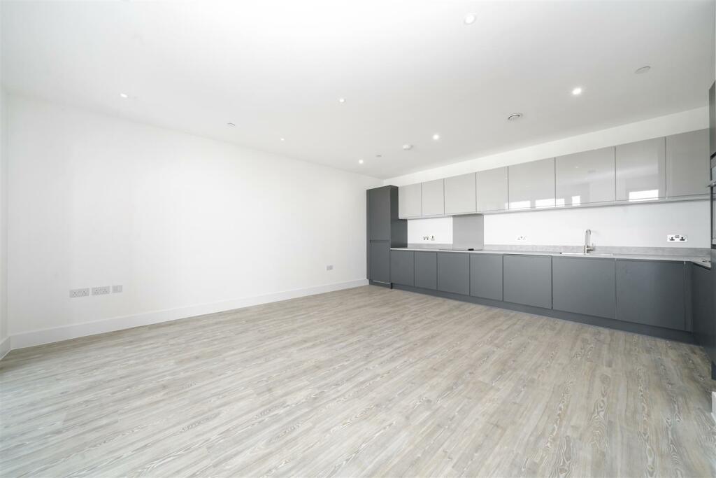southmerekitchen2.jpg