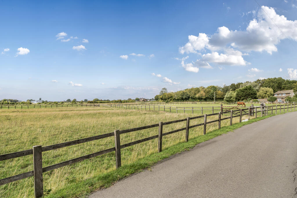 13500501868c2c4a215091