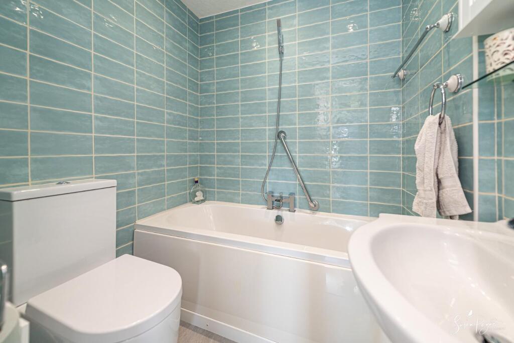 Bedroom Four Ensuite