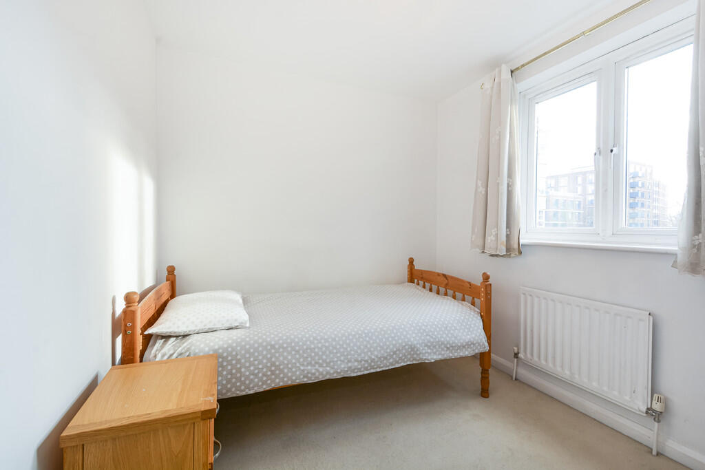 15 Hardy Close(11...