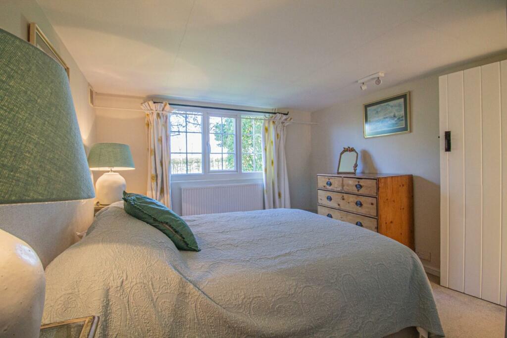 Potash Farmhouse Cottage [Bedroom One] 02.jpg