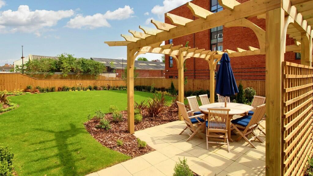 Example Lodge Garden