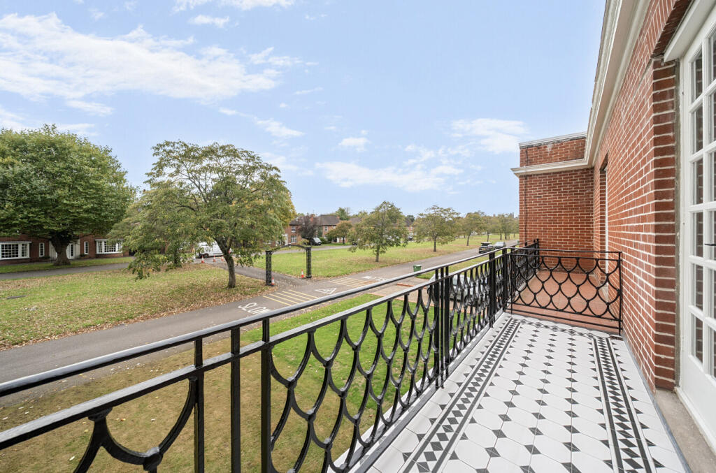 1360964-16-68de93...