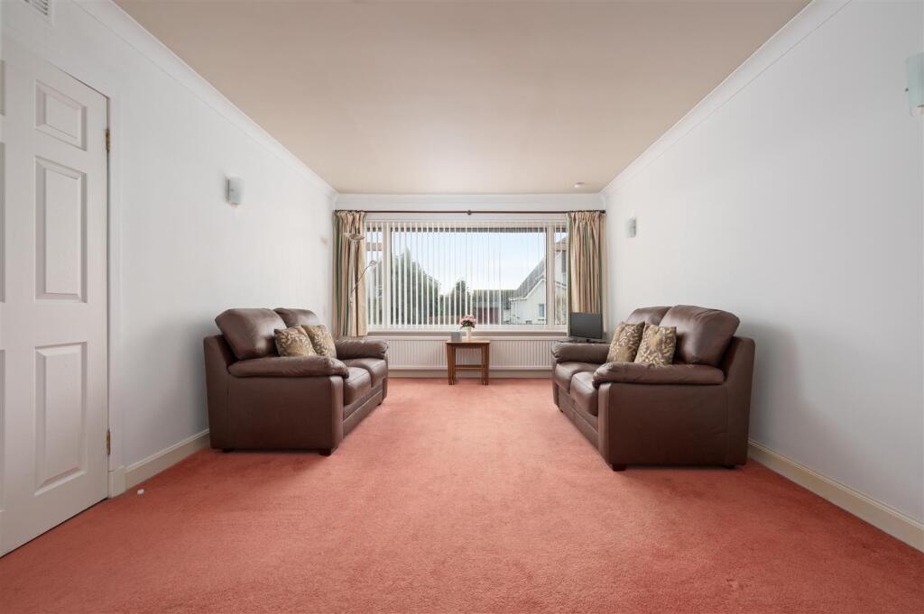 16BogwoodDrive009.JPG