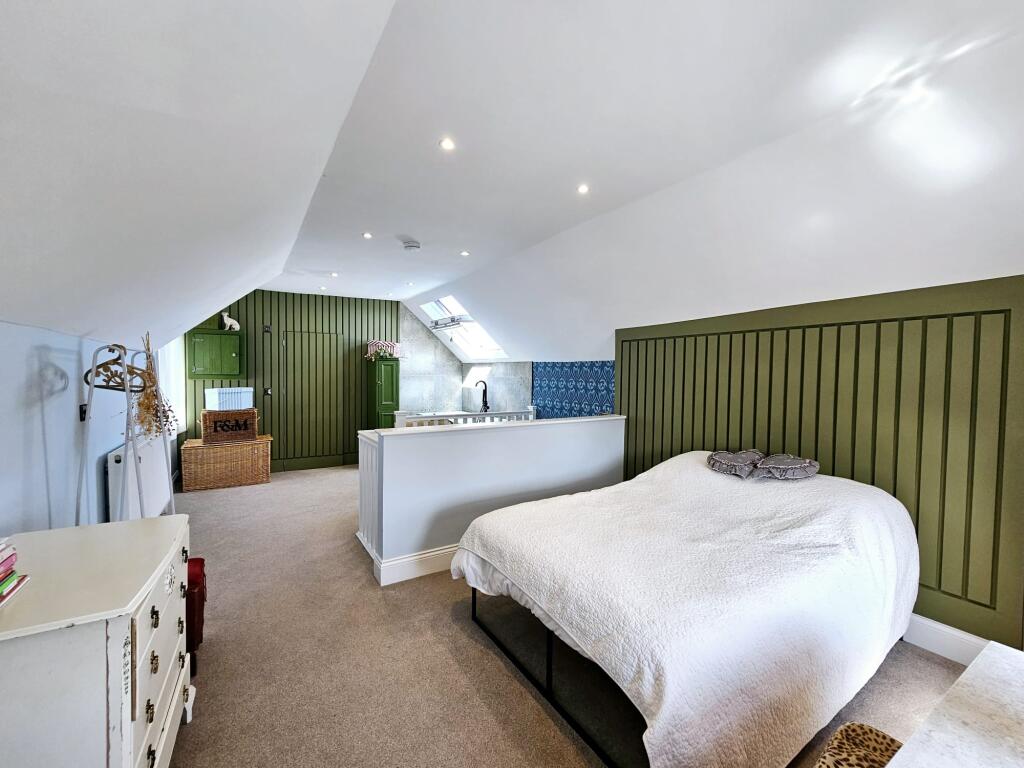 b2cc6a27-d871-452d-8cbf-6e9dc4334777