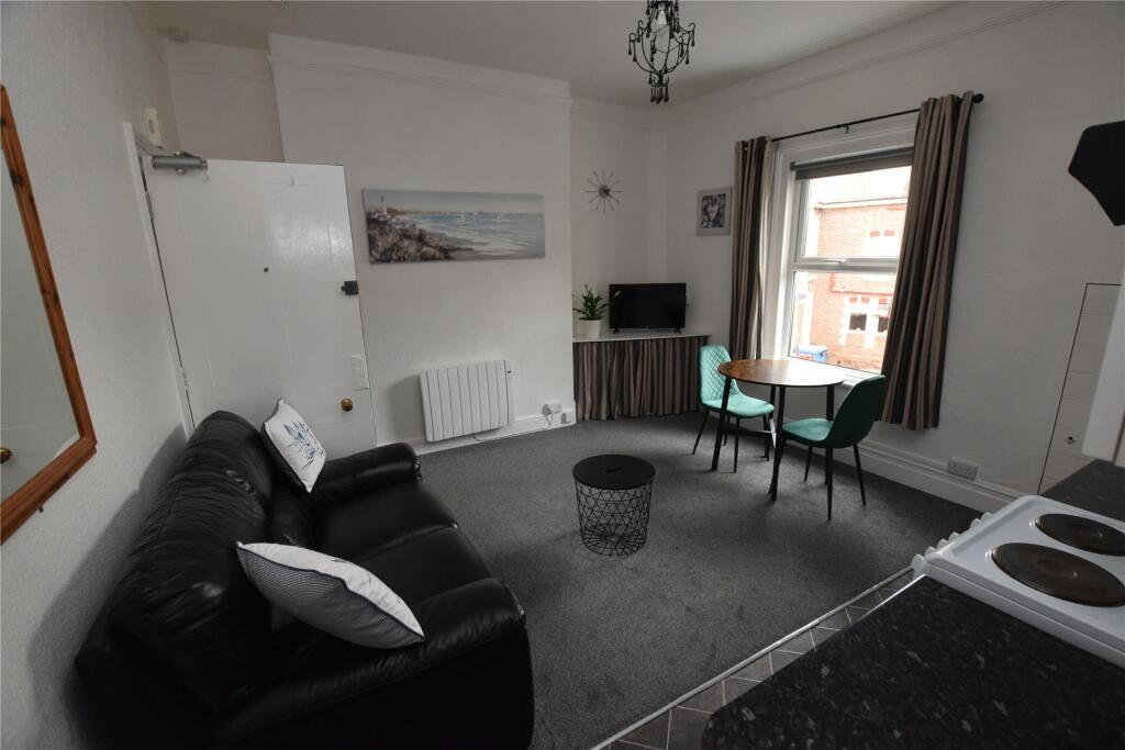 Flat 6