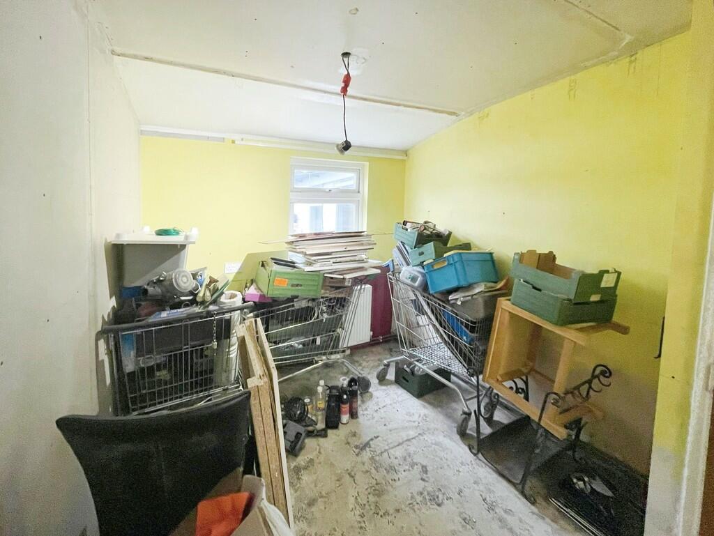 3bb7a51d-bed 203 ...