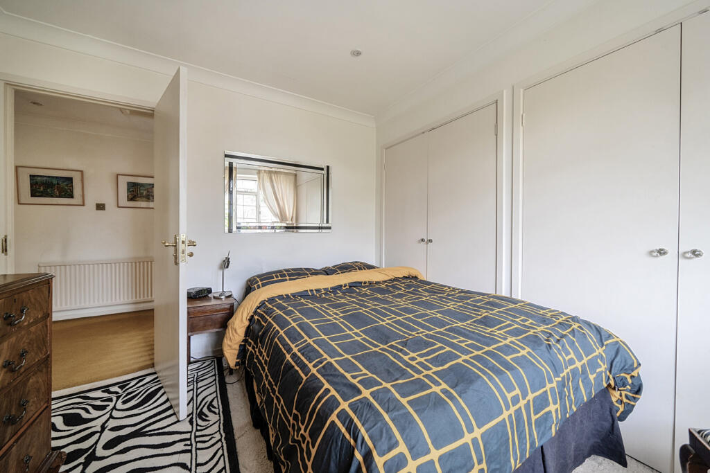 1300481-20-683846...