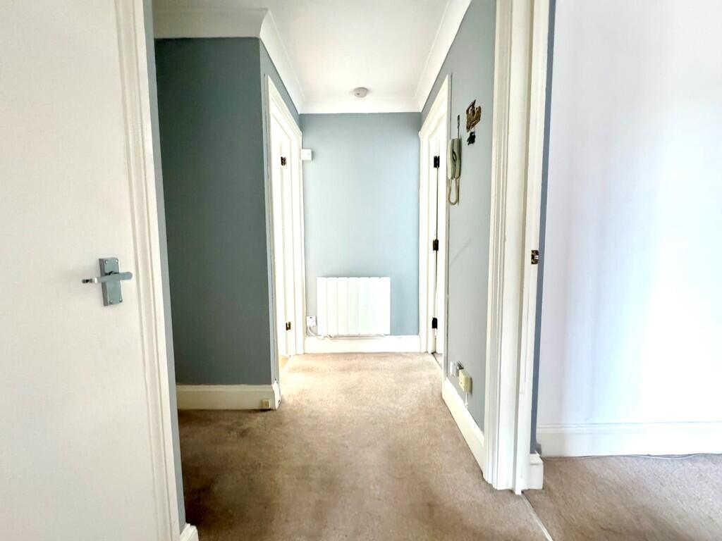 3 Ospreys hall