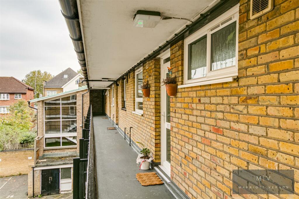 Harrington Court 57 MV-10.jpg