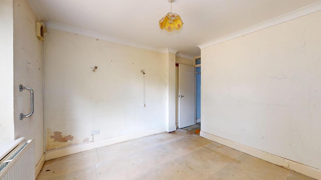 Flat A, 71 George Lane, Lewisham, London, SE13 6HN
