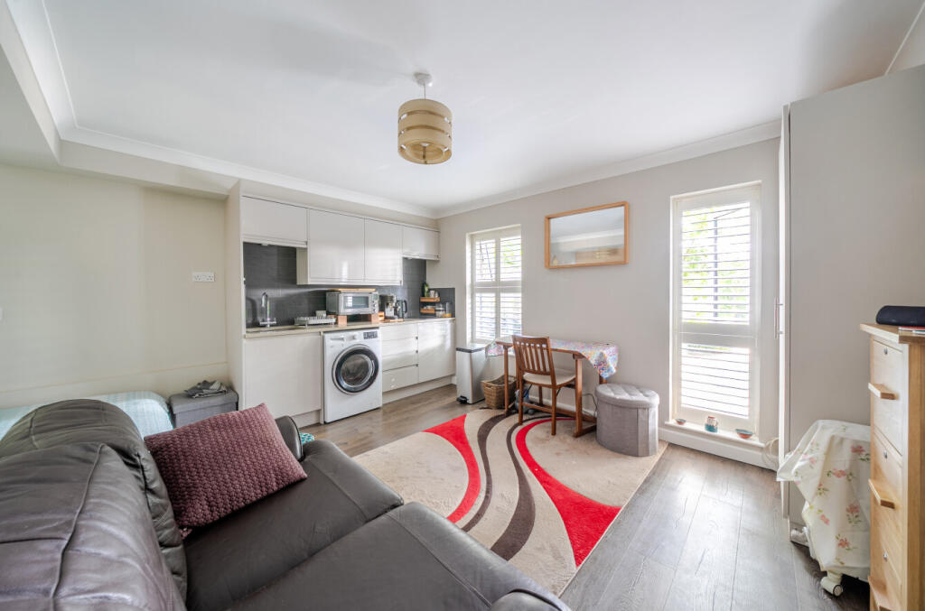 1313720-17-6853d7...