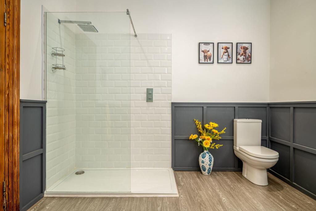 Main Family bathroom