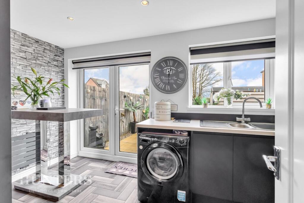 Dining kitchen