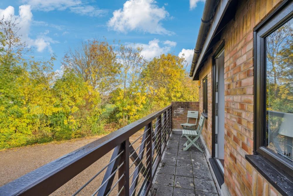 Solar Court, Great Linford, Milton Keynes