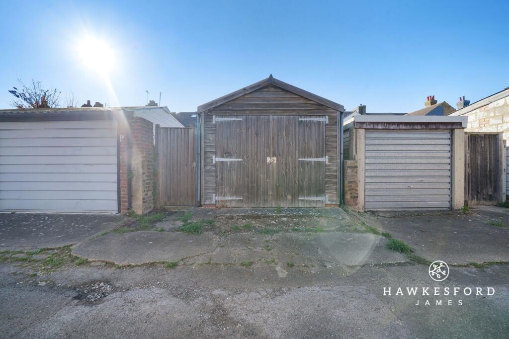 Rock Road, Sittingbourne - Garage