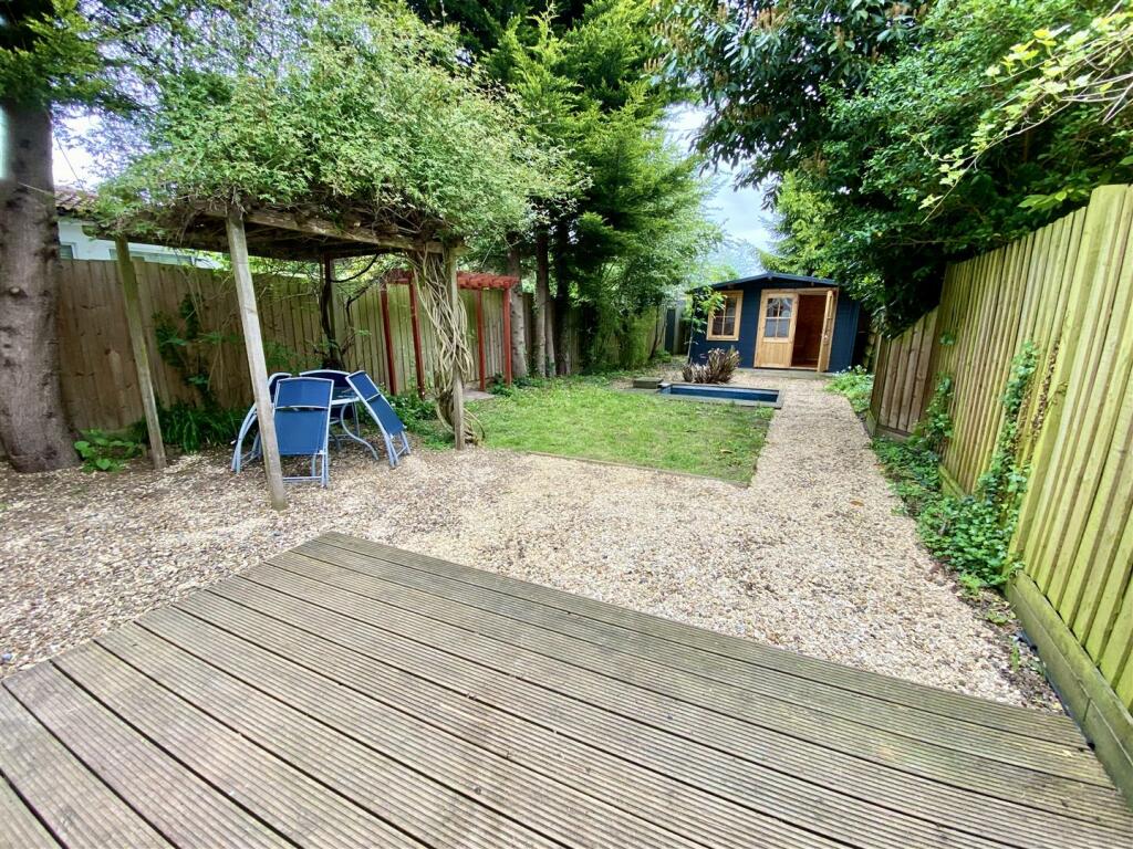PRIVATE REAR GARDEN